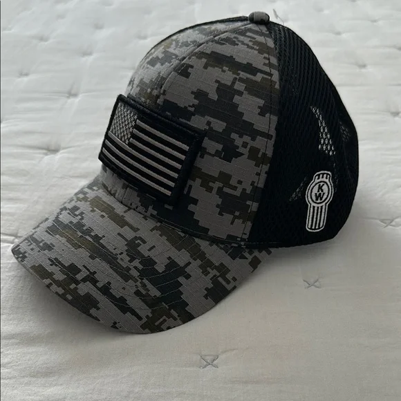 KENWORTH Black and Gray digital camo hat - Picture 1 of 8